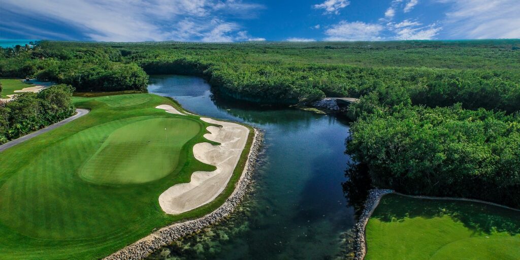 best cancun golf courses